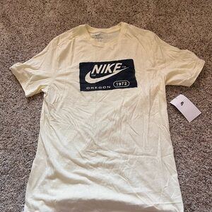 Nike Oregon Cream Short Sleeve Tee Classic Design